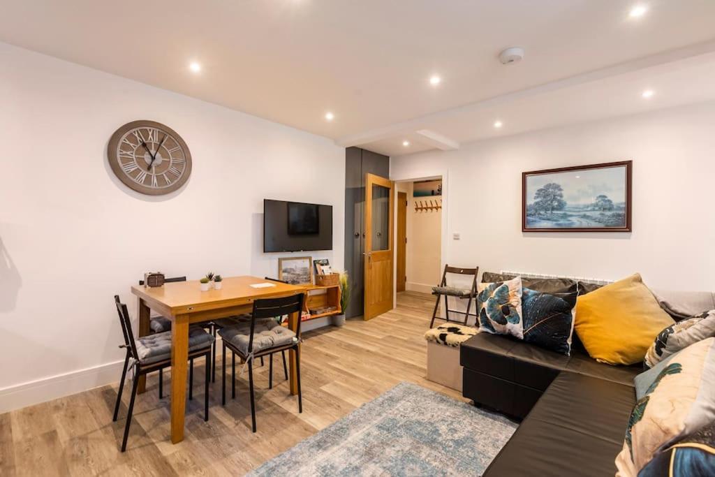 Comfortable Flat Close To The Beach Brighton Exterior photo