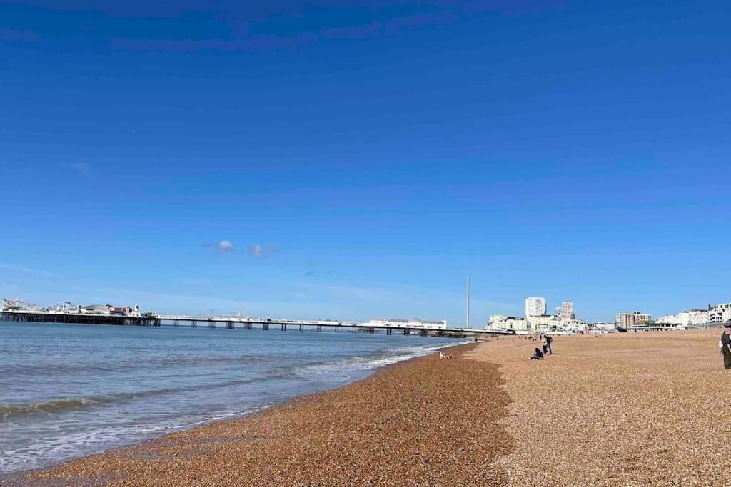 Comfortable Flat Close To The Beach Brighton Exterior photo
