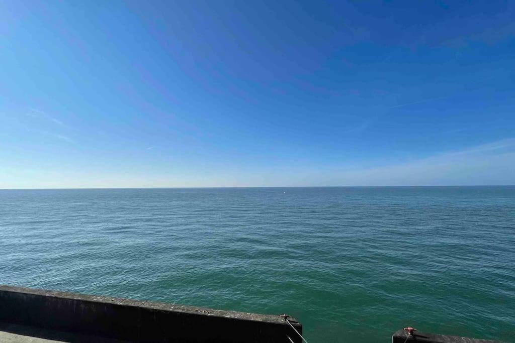 Comfortable Flat Close To The Beach Brighton Exterior photo
